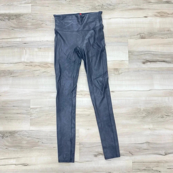 Spanx black faux leather high rise leggings size Sz small excellent condition - Picture 2 of 6